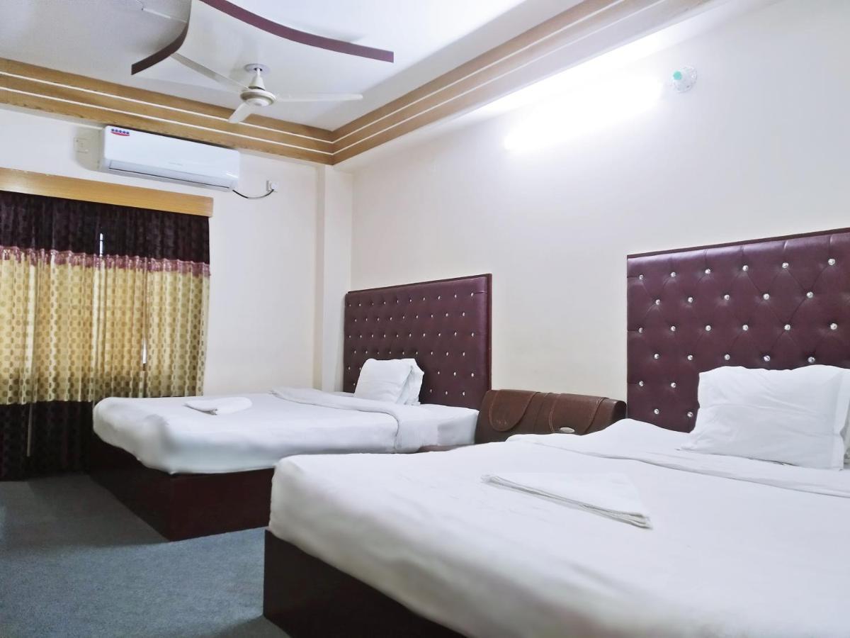 Hotel Blue Bird Дака Екстериор снимка