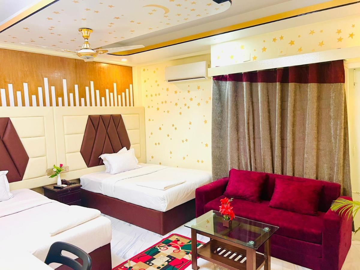 Hotel Blue Bird Дака Екстериор снимка